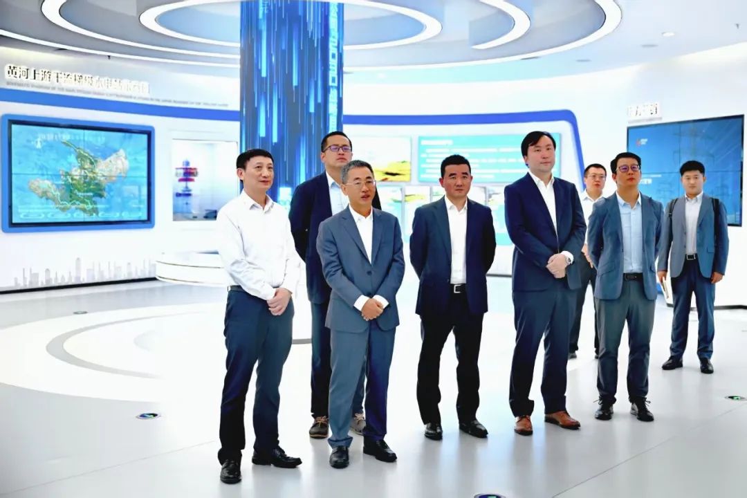 黃河公司黨委書記、董事長(zhǎng)姚小彥會(huì)見華為董事、華為數(shù)字能源總裁侯金龍