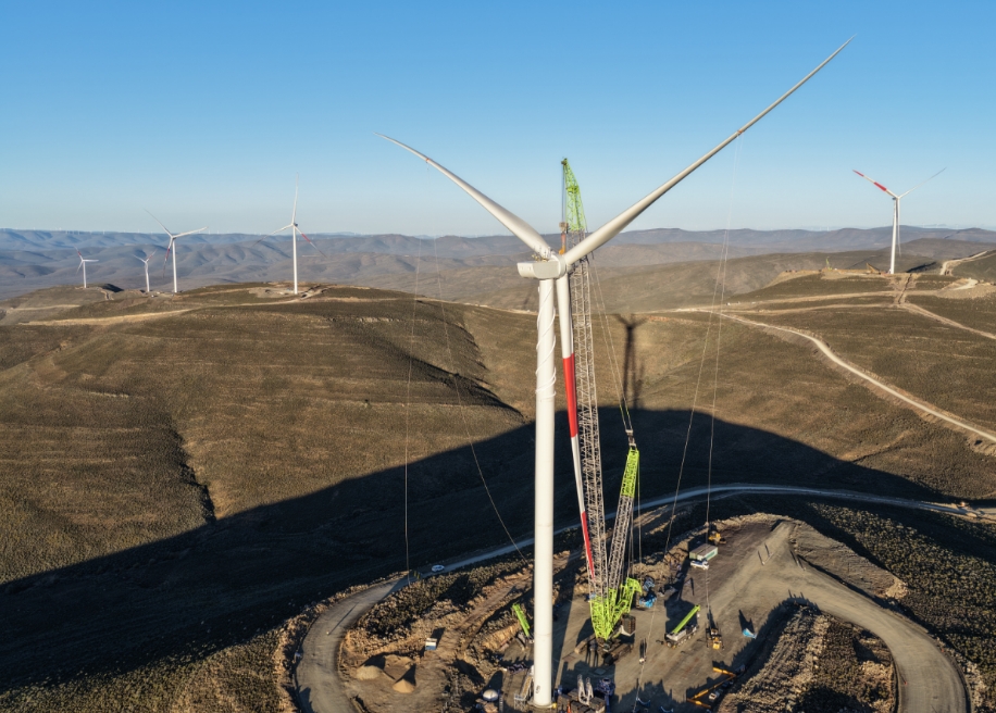 全球最大風光儲并網混合能源項目風機基礎澆筑全部完成